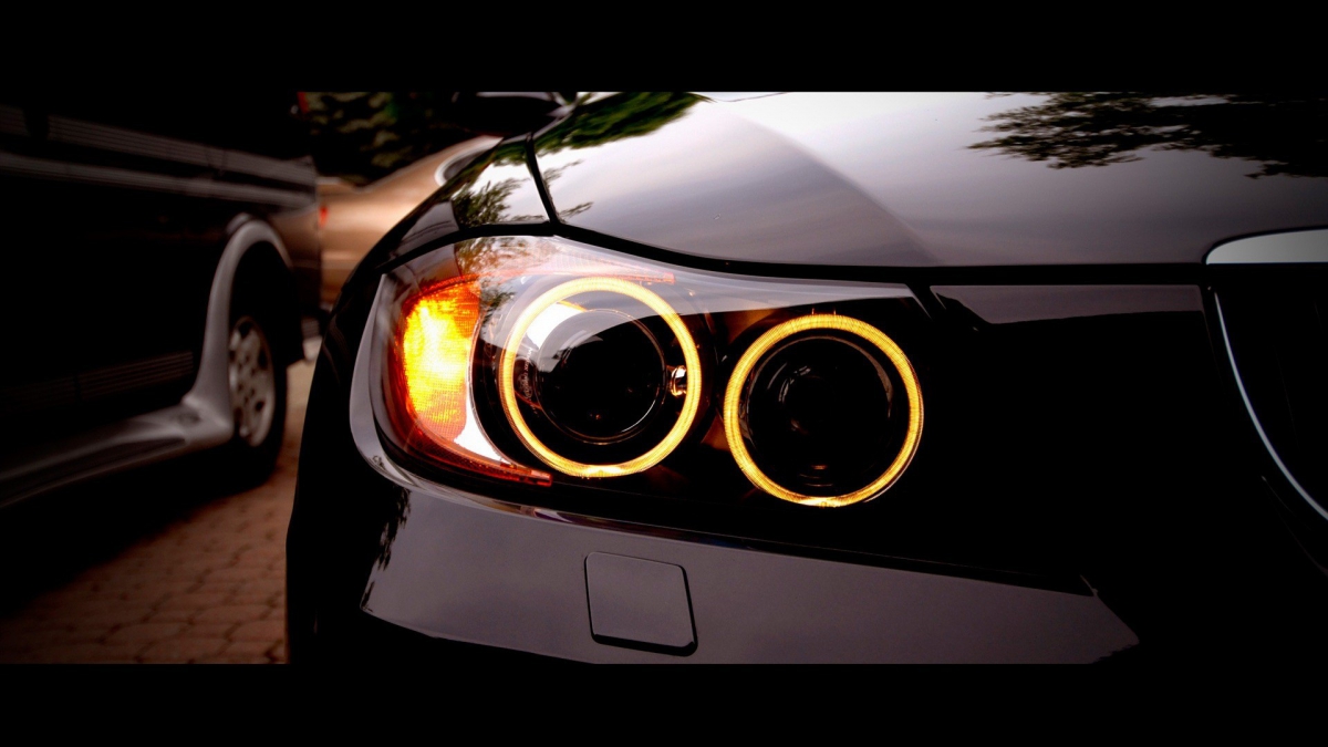 Black-BMW-Lights-HD-Wallpaper.jpg