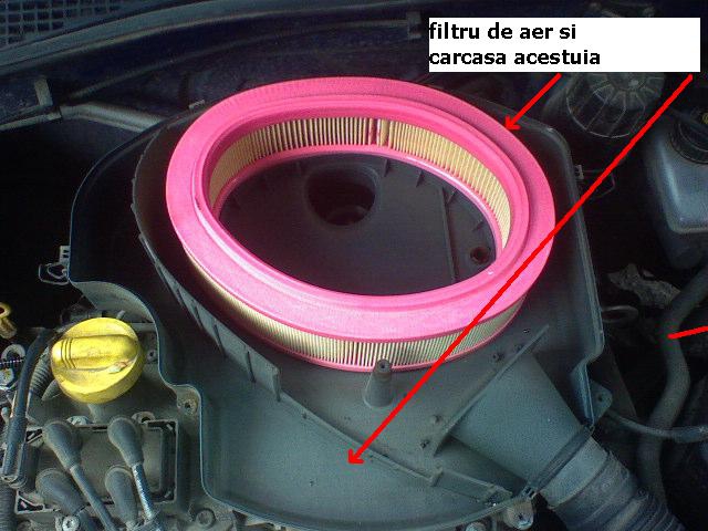 carcasa si filtrul de aer..JPG